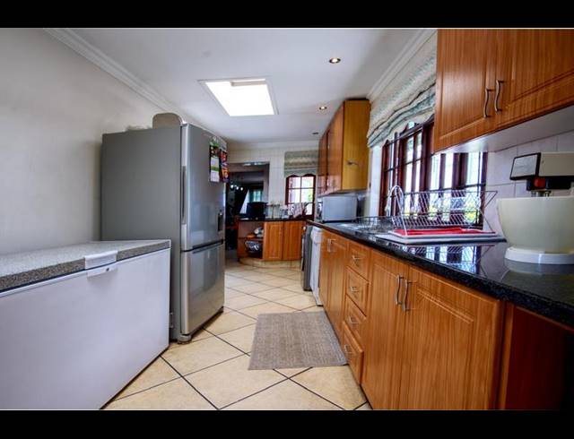 3 BEDROOM HOUSE FOR SALE IN MONTGOMERY PARK